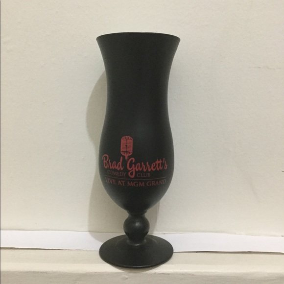 Brad Garrett’s COMEDY CLUB Live At MGM Grand Glass - Picture 8 of 8